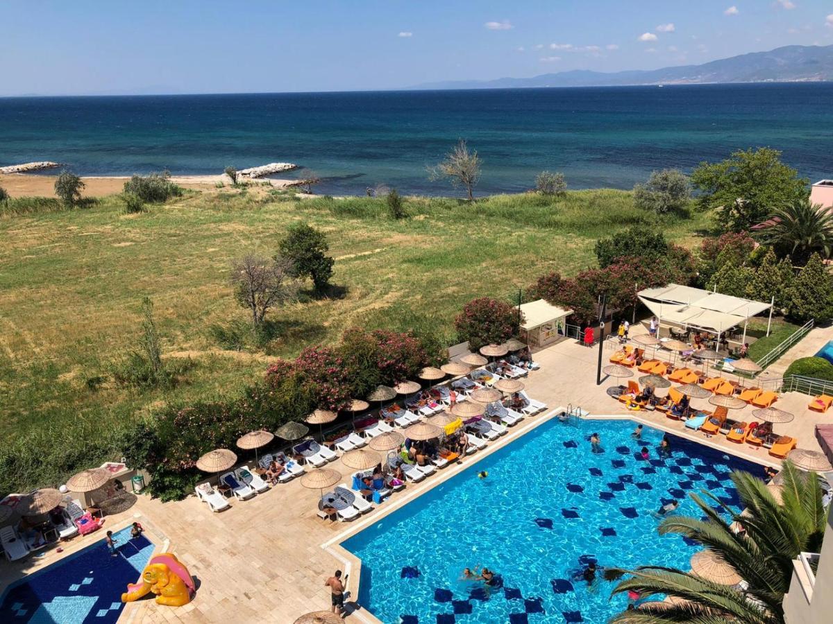 Отель Afytos Oeren Park Mtk Экстерьер фото